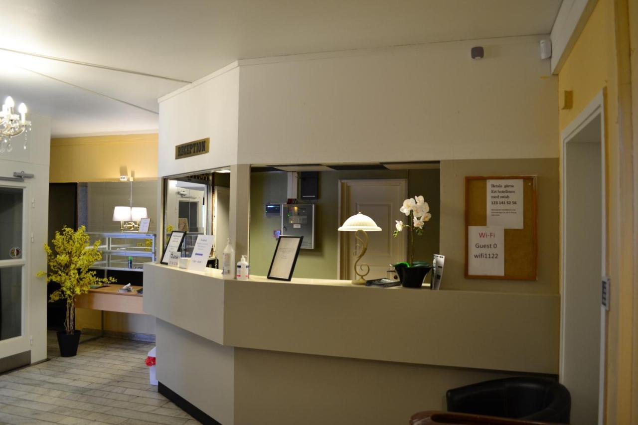 Hotell Skinnargarden มาลุง ภายนอก รูปภาพ